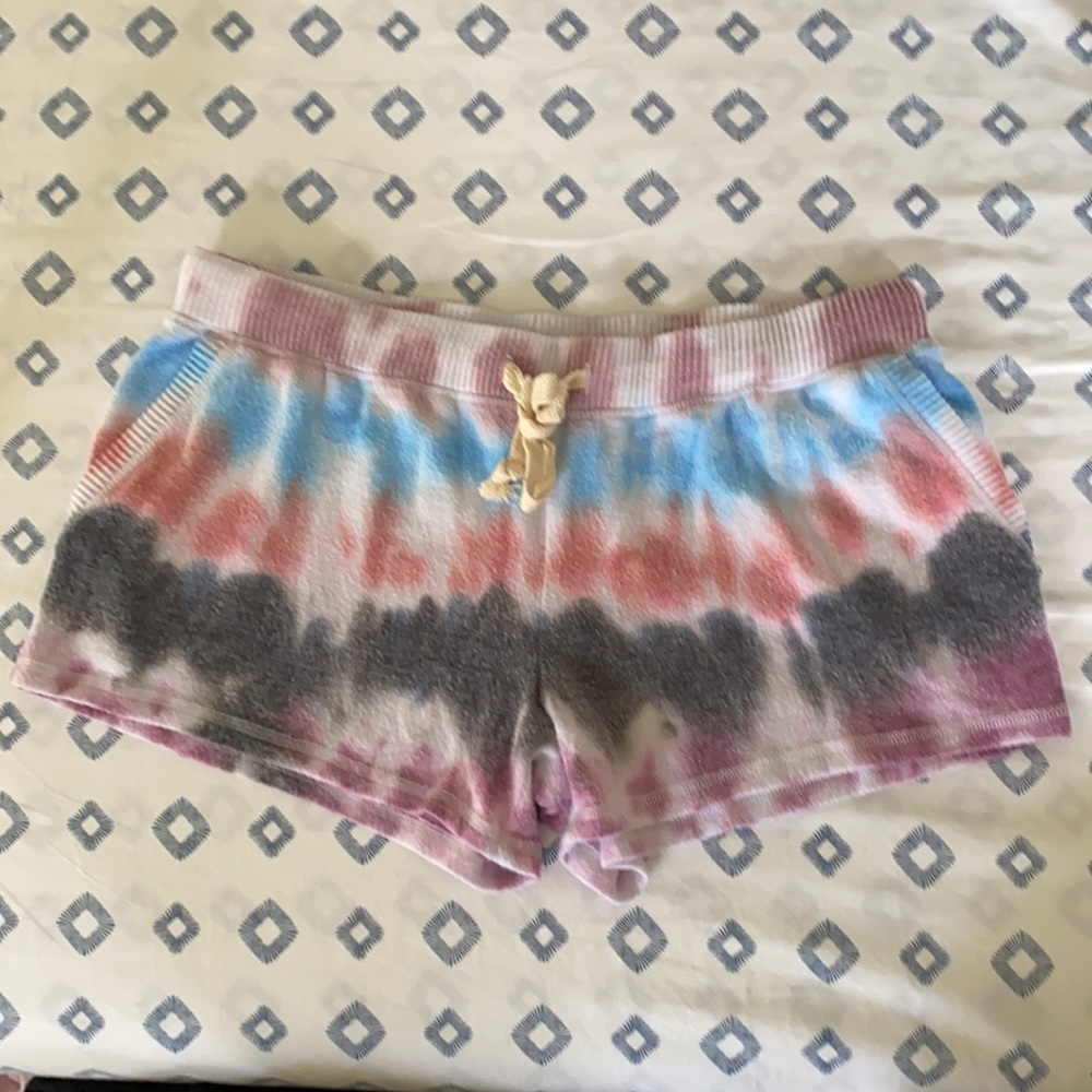 NWT Super soft sleep /beach shorts with pockets